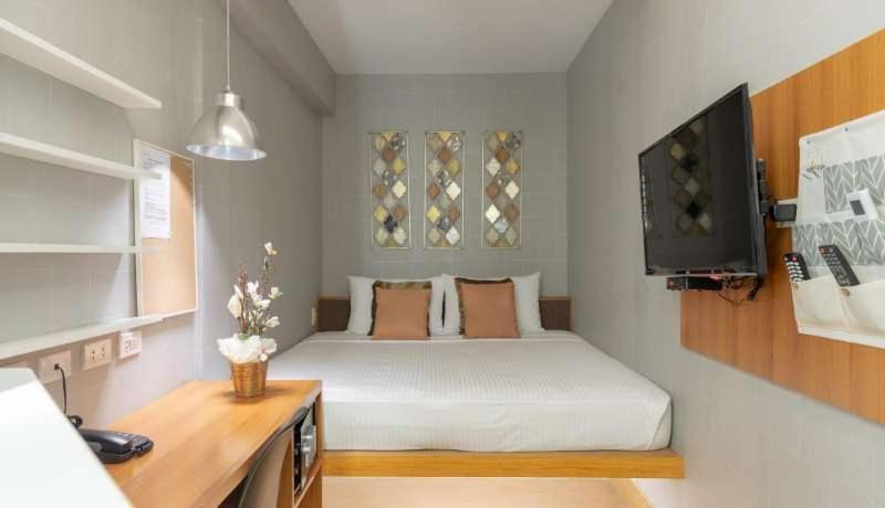 Selah Pods Hotel Manila Пасай Екстериор снимка