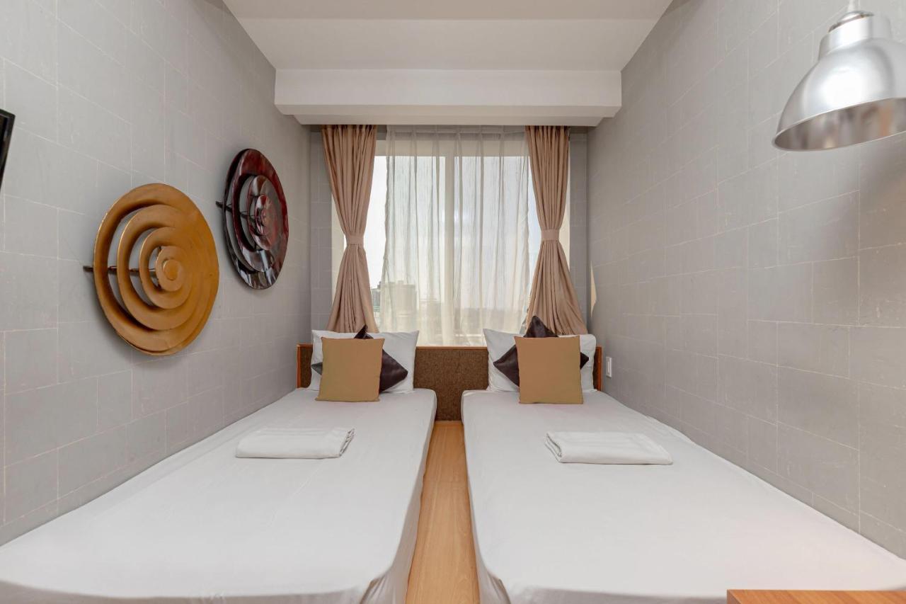 Selah Pods Hotel Manila Пасай Екстериор снимка